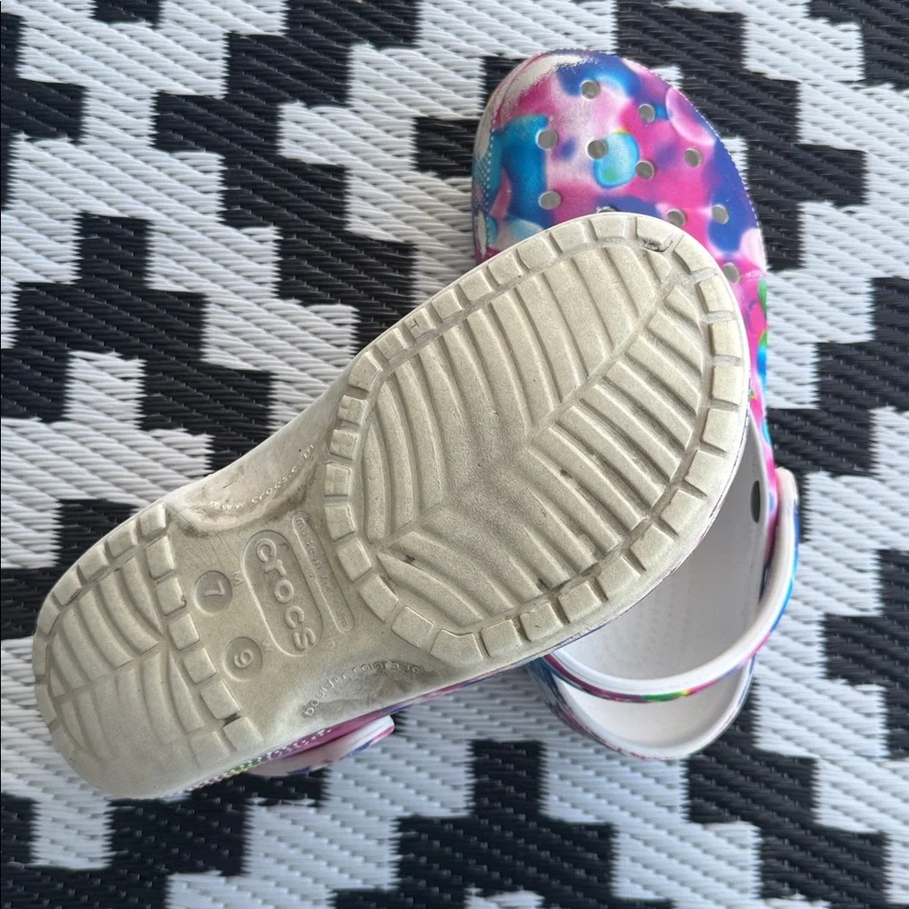 CROCS - W9/M7 - Picture 10 of 13